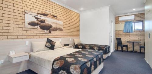 Warwick Hotel | Warwick Settlers Inn