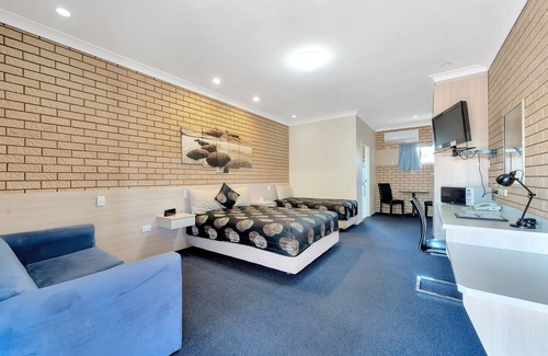 Warwick Hotel | Warwick Settlers Inn