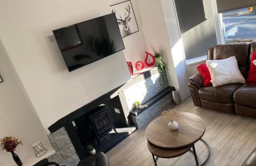 Barrow-in-Furness House | Warwick West