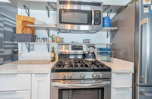 North Cape May House | Washington Cottage Bayside North Cape May Sleeps 6