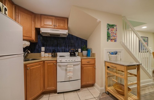 Mount Pleasant Apartment | Washington DC Apartment at Rock Creek Park!