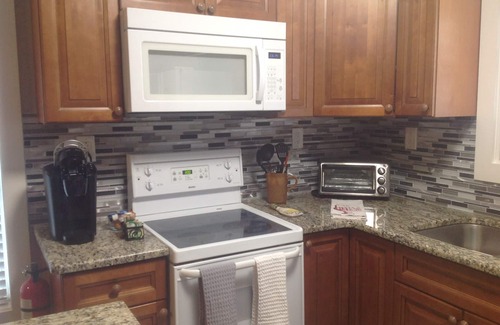 Northeast Raleigh Cottage | Water Feature Cottage