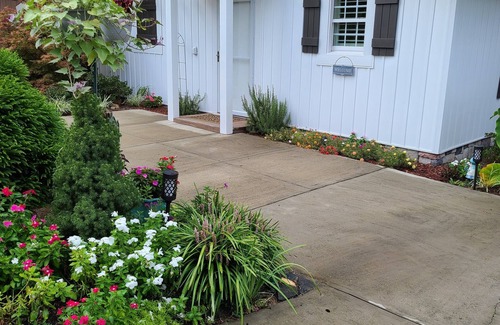 Northeast Raleigh Cottage | Water Feature Cottage