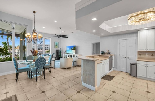 Marco Island House | Water Front -3 Bedroom- 2 Bathroom with Pool
