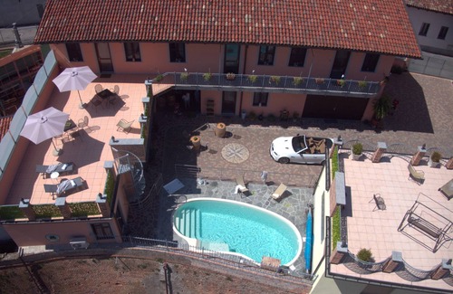 Monticello d'Alba Apartment | Water Mirrors - Green Key Apartments and Spa