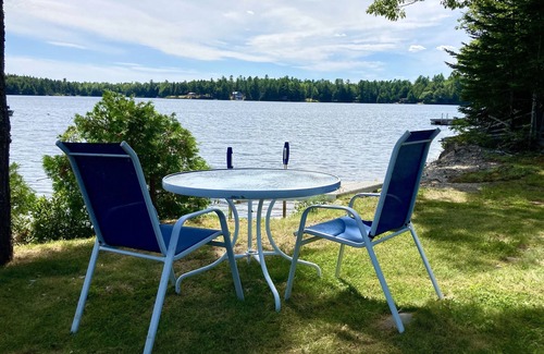 Franklin House | Water's Edge - George's Pond