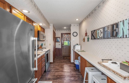 Three Lakes Cabin | Water View 2 Bedroom Cabin, Now Booking for Summer