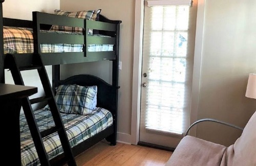 Forest District House | WaterColor Carriage House - 35 Running Oak Circle - Walk to Camp Watercolor!