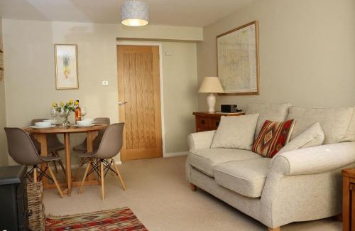 Worton House | Watercrag