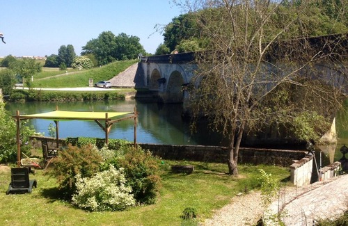 Bassac House | Waterfront Country House sleeps 8 near Cognac