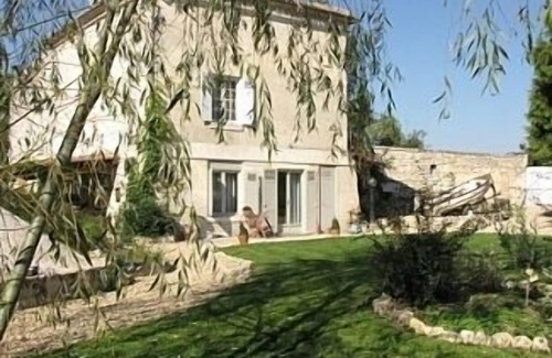 Bassac House | Waterfront Country House sleeps 8 near Cognac