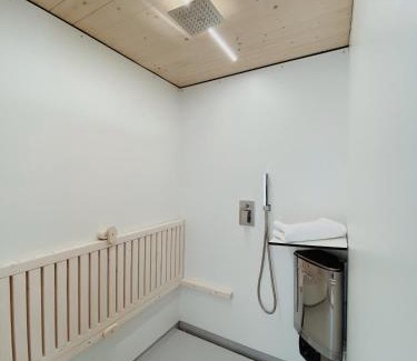 Plaue Boat Rental | Waterfront Loft