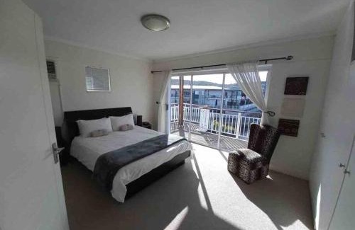Waterfront Apartment | WATERFRONT - 1 South Quay lovely two bed on water