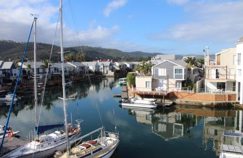 Waterfront Apartment | Waterfront - 19 Quay West