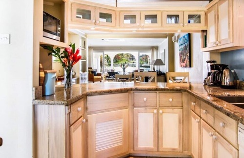 Rodney Bay House | Waterfront 2-bed townhouse - Harbour 17