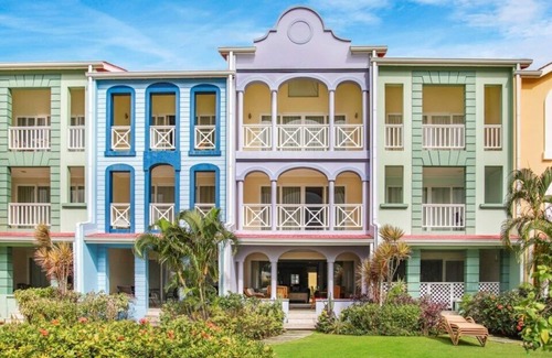 Rodney Bay House | Waterfront 2-bed townhouse - Harbour 17