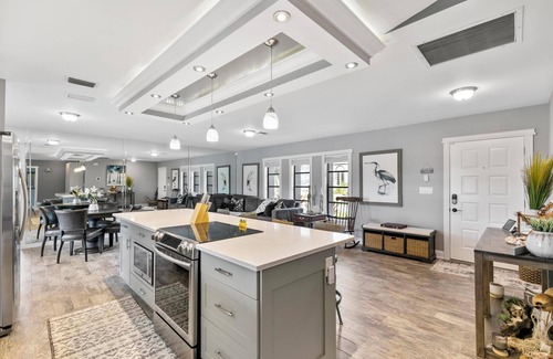 Marco Island House | Waterfront 3 bedroom Dream Oasis!