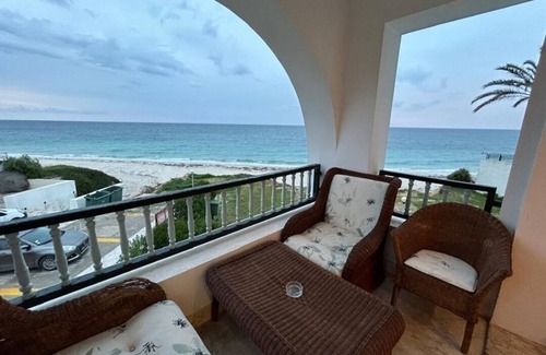 Medina de Sousse Apartment | Waterfront apartment 1km from port kantoui