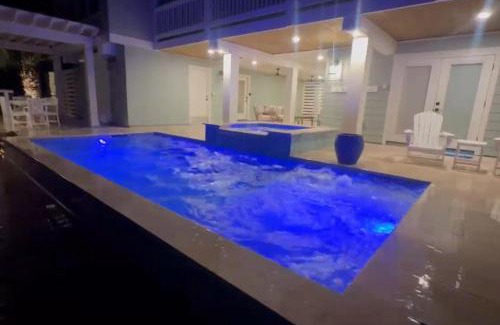 Key Allegro House | Waterfront Beauty
