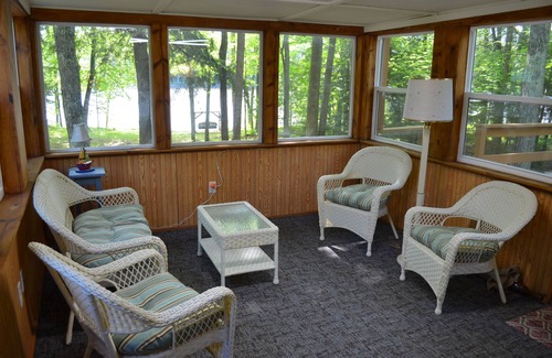 Ingalls House | Waterfront Cabin! Menominee River / Marinette County / Wausaukee / Wallace