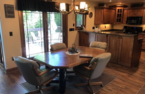 Pickerel House | Waterfront Cabin on Crane Lake, Pickerel, WI 4 bedroom plus loft, 3 full bath