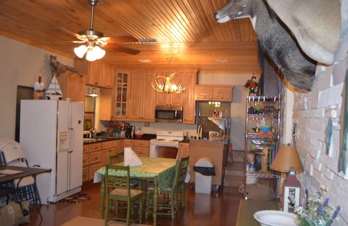 Riviera House | Waterfront Cabin on Laguna Salada (Baffin Bay) Riviera, Texas. Private, Seclude