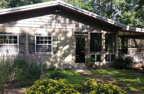 Dahlonega Cabin | Waterfront cabin, treehouse embraced by 52 acre nature preserve and USFS