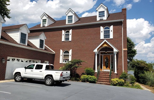Solomons Island House | Waterfront Charleston Colonial