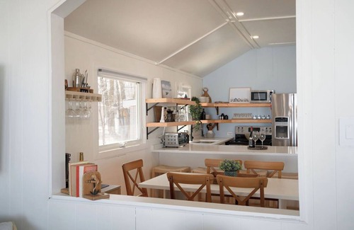 Sandy Hook Cabin | Waterfront Coastal Themed Cabin