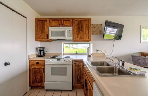 Ferrysburg Condo | Waterfront Condo in Spring Lake-Blissful Blue Waterfront