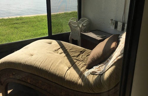 Titusville Condo | Waterfront condo, seasonal, corporate, monthly rental. View rocket launches!
