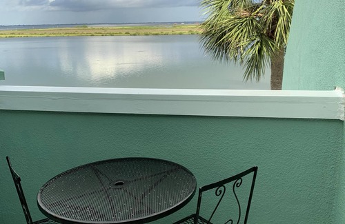 Corpus Christi Condo | Waterfront Condo w/private boat dock @ Laguna Madre Landing! @ Puente Vista