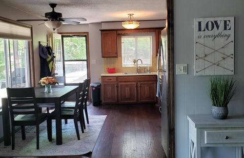 Gravois Mills Cottage | Waterfront Cottage! Dogs welcome! Have Fun, Relax and enjoy the lake! MM8