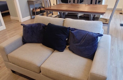 Arden Cottage | Waterfront Cottage | 3 bedroom | 1 bath | sleeps 6 people with Gourmet Kitchen