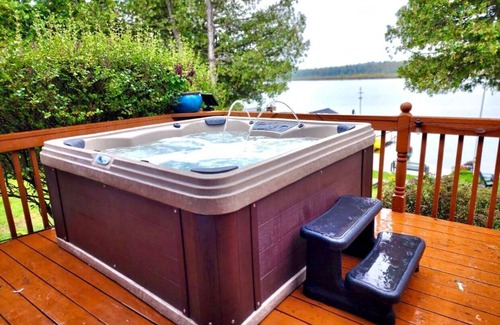 Hastings House | Waterfront Cottage