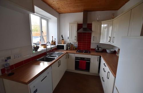 Toward House | Waterfront Cottage with own Beach and Stunning Views Across The Clyde