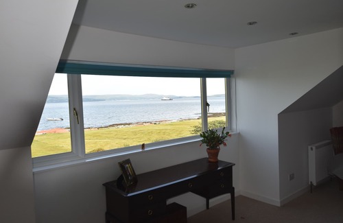 Toward House | Waterfront Cottage with own Beach and Stunning Views Across The Clyde