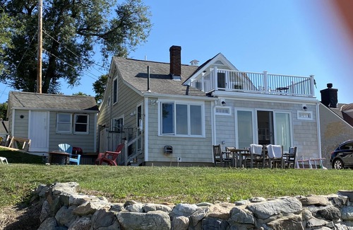 Ipswich House | Waterfront directly on ocean