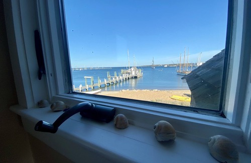 Vineyard Haven Cottage | WATERFRONT Downtown Cottage w/Beach
