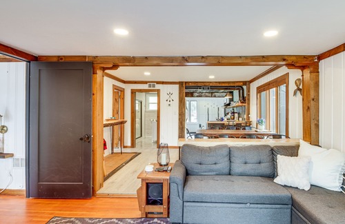 Duluth Cabin | Waterfront Duluth Cabin w/Deck & River View!