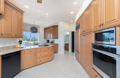 Punta Gorda House | Waterfront Elegance in Punta Gorda Isles