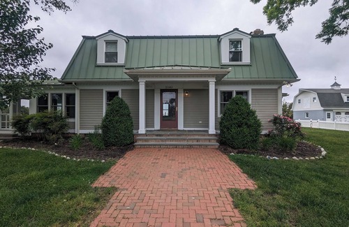 Greenbush House | Waterfront Estate - Amazing Views And Sunsets - Pet Friendly - New rate for 2025