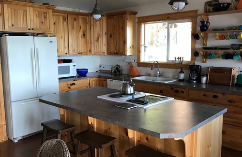 Burley House | Waterfront Family Retreat near Gig Harbor