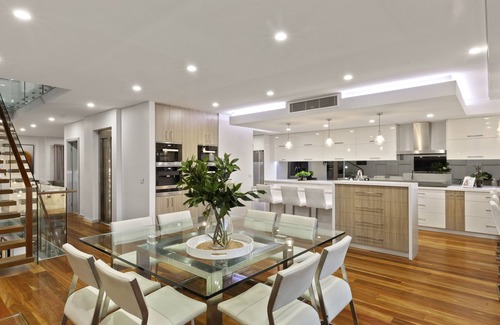 Patterson Lakes House | Waterfront Gem 4 Storey Luxury Waterfront Living 5 BR 3.5 BTH SLEEPS 10