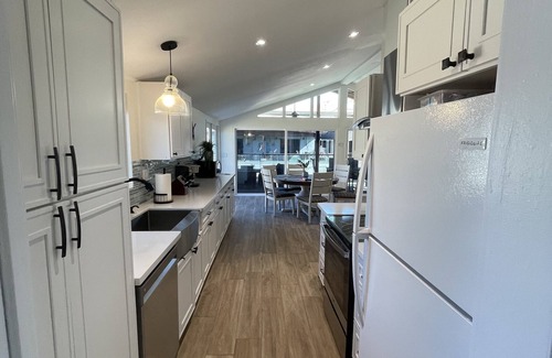 Moovalya Keys House | Waterfront home in the Moovalya Keys community - SNOWBIRDS WELCOME!
