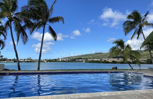 Portlock House | Waterfront Home near Beach. Peaceful Community w/Swimming Pool and Boat Dock