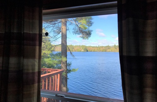 Wetmore House | Waterfront Home Near Munising on Lost Lake