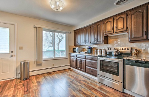Anchorville House | Waterfront Home w/Shared Dock on Lake St. Clair!
