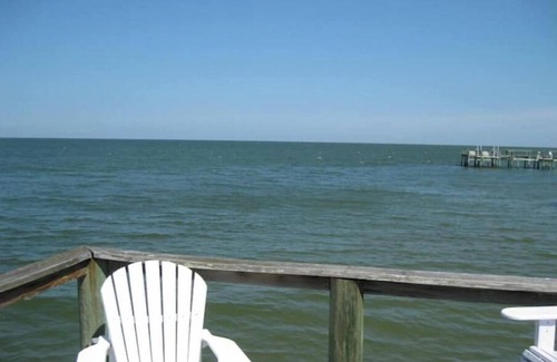 Deltaville House | Waterfront Home With Million Dollar Bay & River Views!
