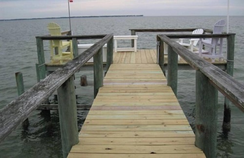 Deltaville House | Waterfront Home With Million Dollar Bay & River Views!